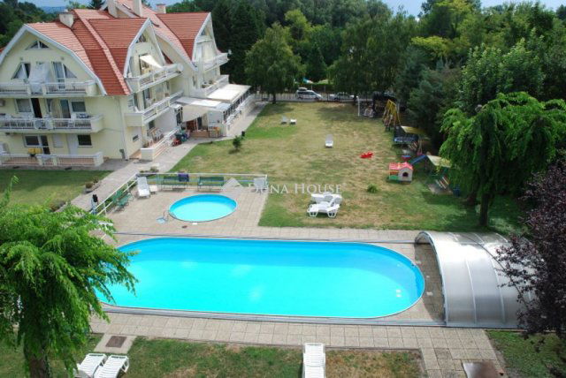 Eladó téglalakás, Keszthelyen 79 M Ft, 3 szobás