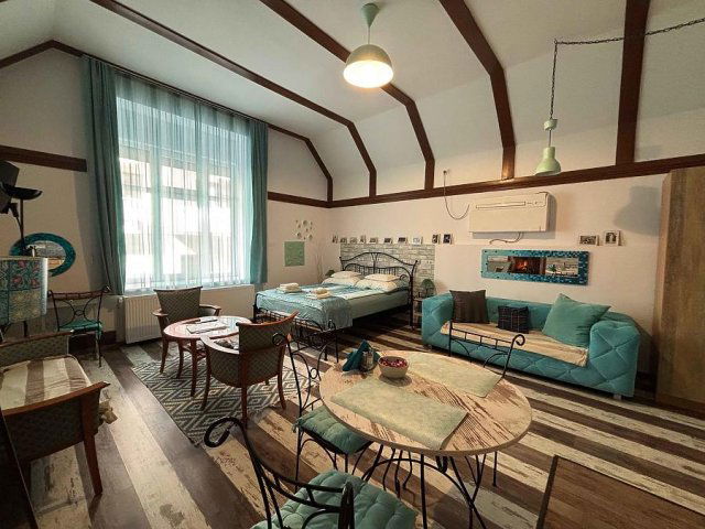 Eladó téglalakás, Budapesten, VI. kerületben, Aradi utcában