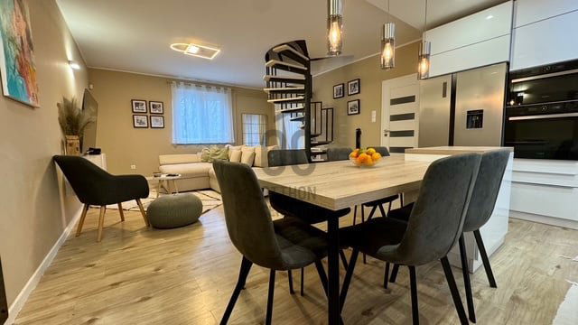 Eladó családi ház, Poroszlón 126 M Ft, 5 szobás