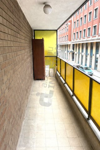 Kiadó téglalakás, albérlet, VII. kerületben, Madách Imre úton