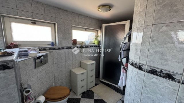 Eladó családi ház, Budapesten, XVIII. kerületben 149.9 M Ft