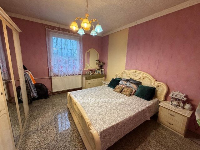 Eladó családi ház, Bátonyterenyén 68 M Ft, 4 szobás