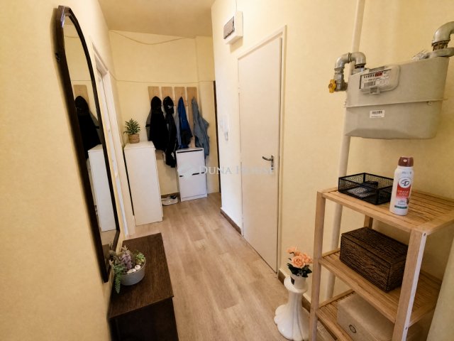 Eladó téglalakás, Kecskeméten 45 M Ft, 2 szobás