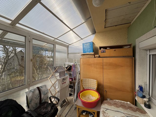 Eladó családi ház, Dunaalmáson 40 M Ft, 2 szobás