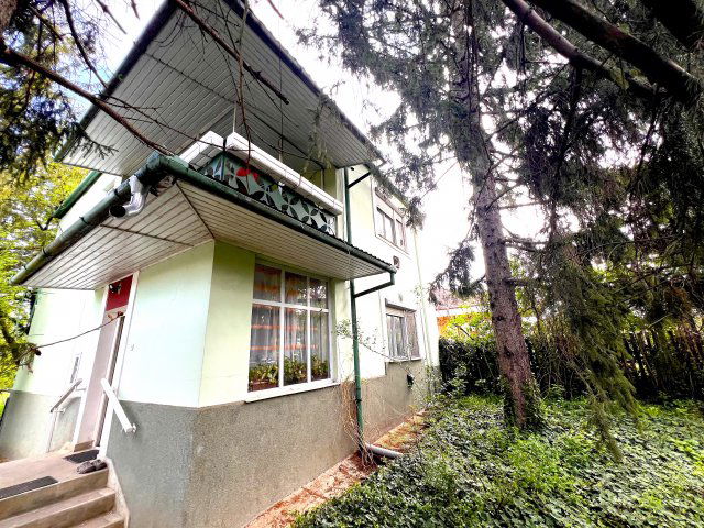 Eladó családi ház, Debrecenben, Unokakert utcában 64.99 M Ft