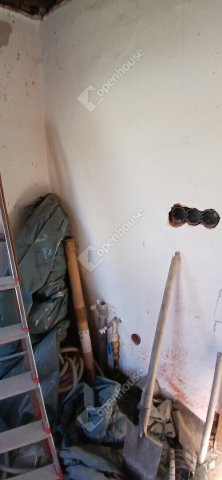 Eladó családi ház, Egerváron 10.5 M Ft, 1 szobás