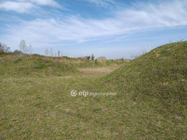 Eladó mezogazdasagi ingatlan, Ugodon 45 M Ft / költözzbe.hu