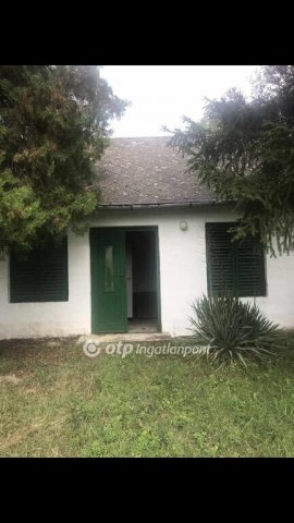 Eladó nyaraló, Lepsényben 28.7 M Ft, 1+1 szobás