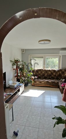 Eladó családi ház, Sárbogárdon 52.9 M Ft, 6 szobás