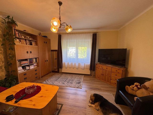 Eladó családi ház, Baktüttösön 29.9 M Ft, 2 szobás