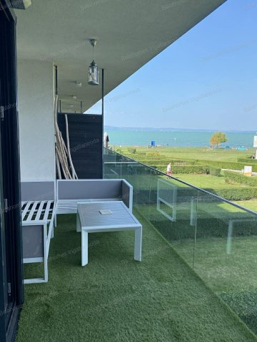 Eladó téglalakás, Siófokon 146 M Ft, 3 szobás