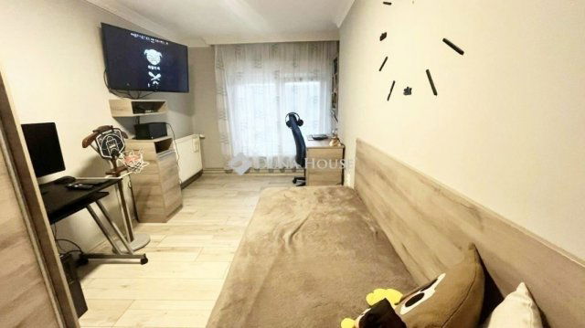 Eladó családi ház, Szombathelyen 74.9 M Ft, 5 szobás