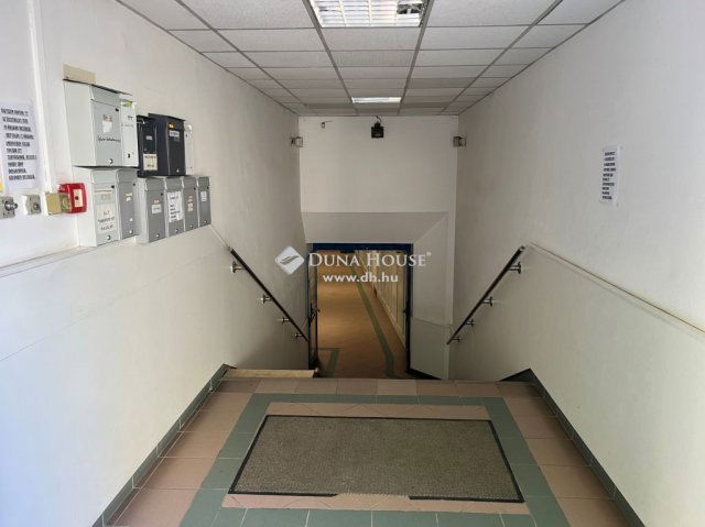 Eladó üzlethelyiség, Budapesten, XI. kerületben 140 M Ft