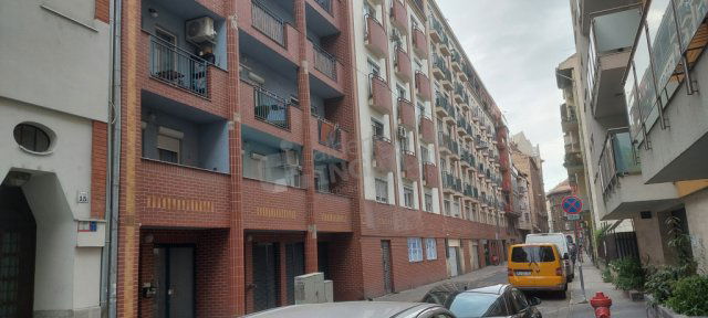 Kiadó téglalakás, albérlet, VIII. kerületben, Víg utcában