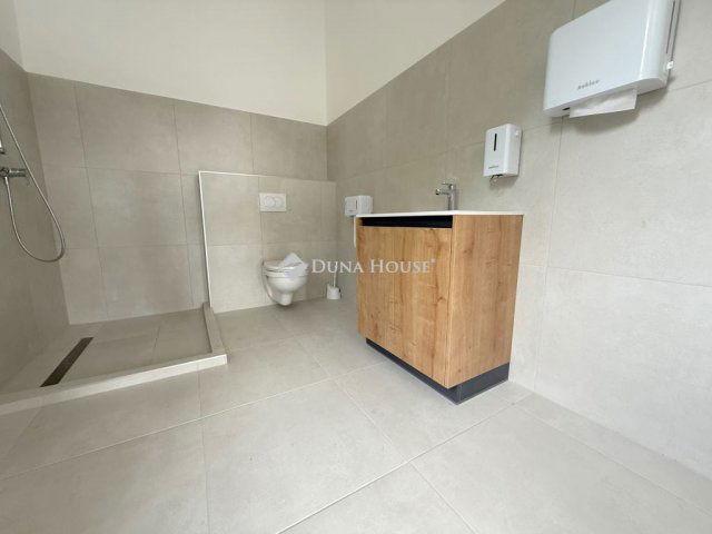 Kiadó iroda, Nyíregyházán 350 E Ft / hó / költözzbe.hu