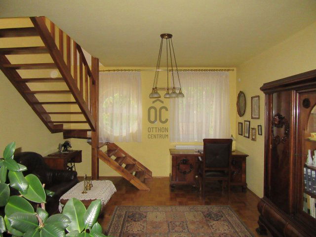 Eladó családi ház, Debrecenben 269 M Ft, 8 szobás