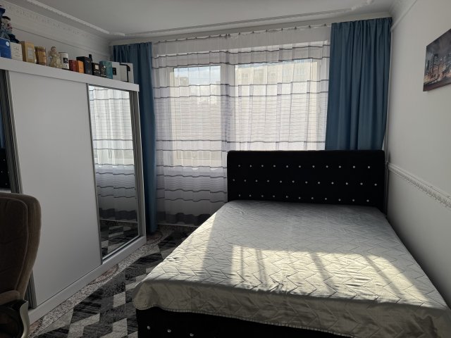 Eladó panellakás, Miskolcon 38.5 M Ft, 3 szobás