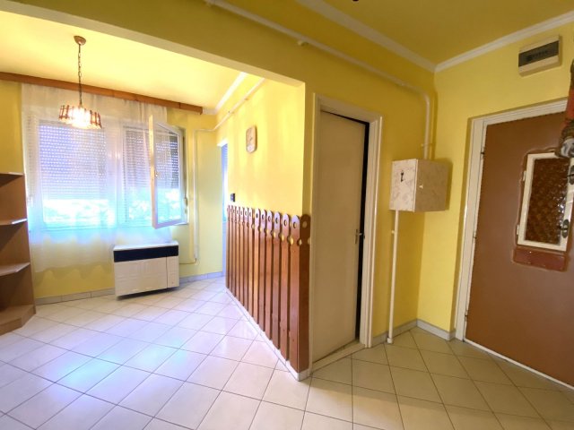 Eladó téglalakás, Kiskunhalason 33.9 M Ft, 2+1 szobás