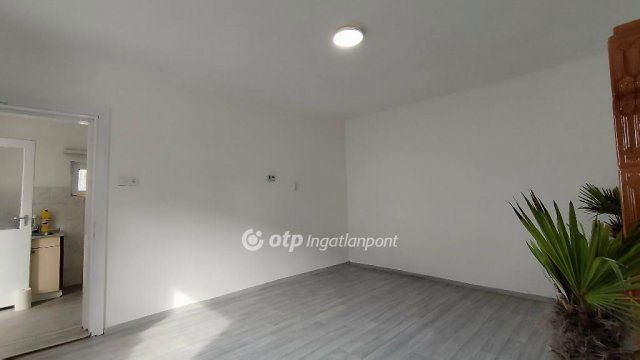 Eladó téglalakás, Budapesten, XX. kerületben 61.9 M Ft