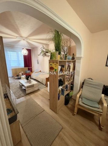 Eladó panellakás, Győrött 53.5 M Ft, 2 szobás