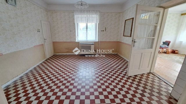 Eladó családi ház, Nagykátán 29.9 M Ft, 2 szobás