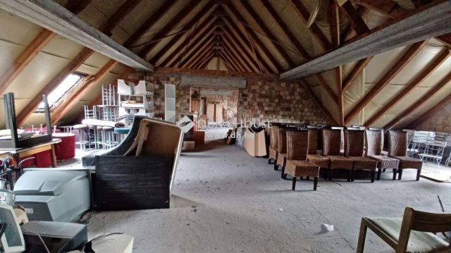 Eladó családi ház, Kozármislenyen 250 M Ft, 6 szobás