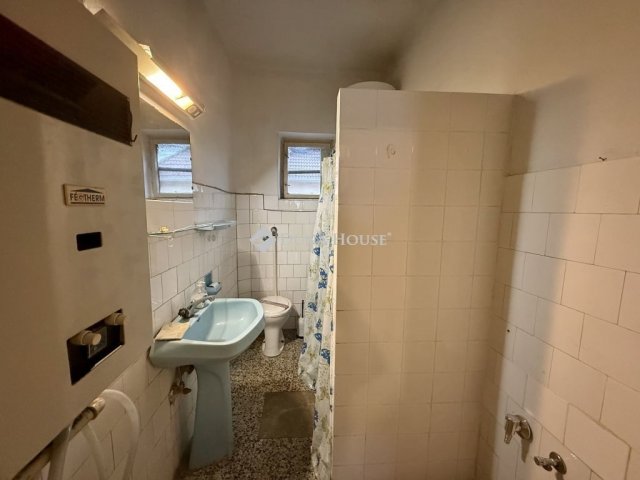 Eladó családi ház, Pécsett 69 M Ft, 5 szobás