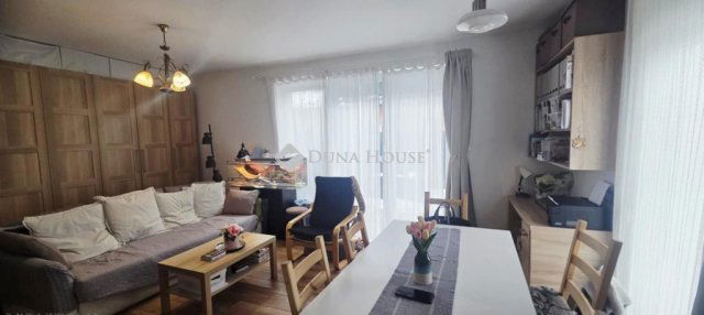 Eladó sorház, Vácon 119 M Ft, 4 szobás / költözzbe.hu