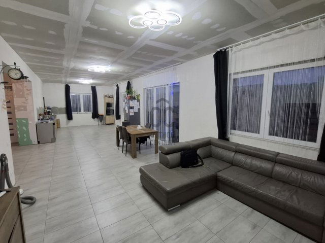 Eladó családi ház, Nagykátán 92.5 M Ft, 5 szobás