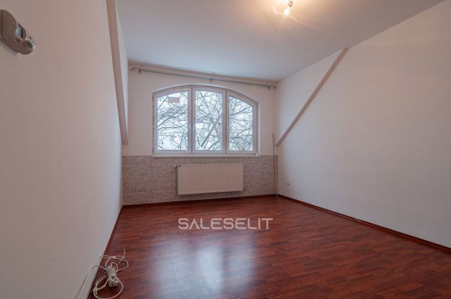 Eladó téglalakás, Debrecenben 65 M Ft, 1+1 szobás