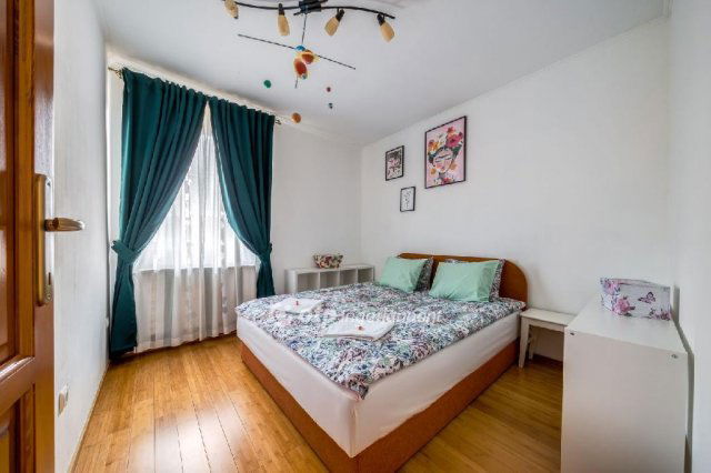 Eladó családi ház, Pilismaróton 248 M Ft, 7 szobás