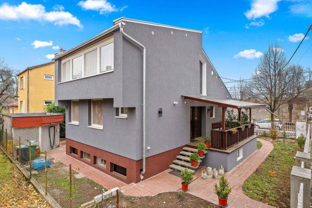 Eladó családi ház, Budapesten, XIX. kerületben 140 M Ft