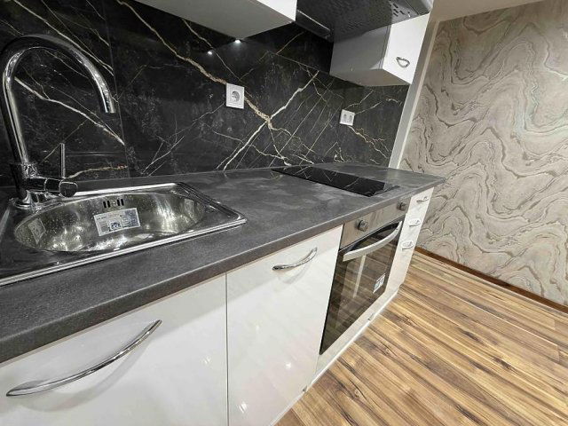 Eladó téglalakás, Budapesten, VII. kerületben, Dembinszky utcában