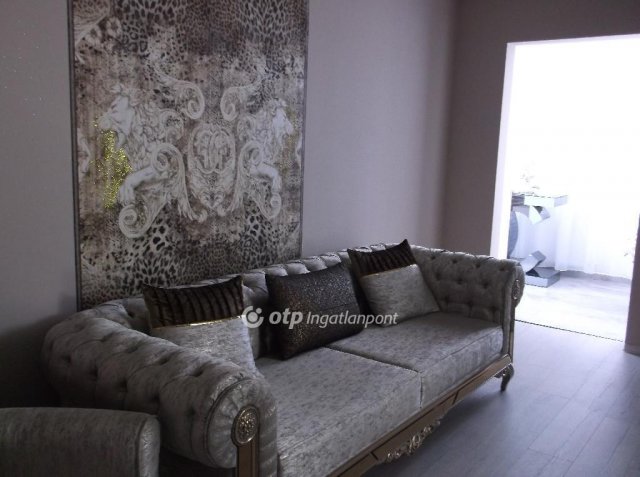 Eladó családi ház, Gyöngyösön 190 M Ft, 5 szobás