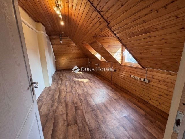 Eladó családi ház, Budapesten, XVII. kerületben 98 M Ft