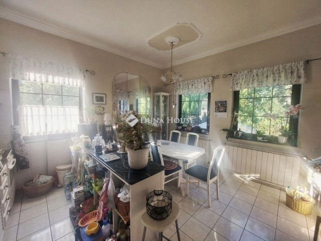 Eladó családi ház, Budapesten, X. kerületben 170 M Ft, 4 szobás