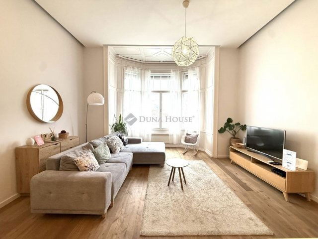 Eladó téglalakás, Budapesten, VI. kerületben 142.45 M Ft