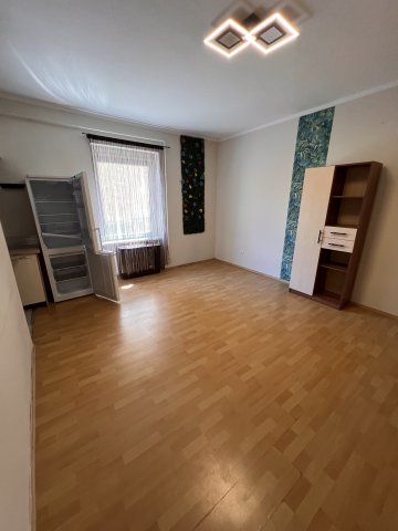 Eladó téglalakás, Nyíregyházán 36.5 M Ft, 1+1 szobás