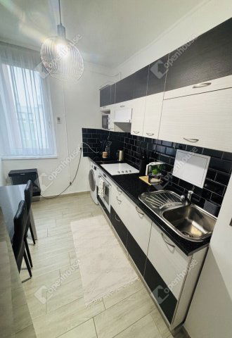 Eladó téglalakás, Szombathelyen 42.5 M Ft, 2 szobás