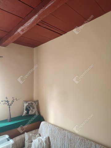 Kiadó családi ház, albérlet, Naszályon 700 E Ft / hó, 5 szobás