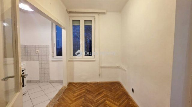 Kiadó téglalakás, albérlet, Szombathelyen 120 E Ft / hó