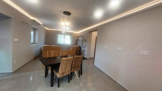 Eladó családi ház, Székesfehérvárott 89.9 M Ft, 3 szobás