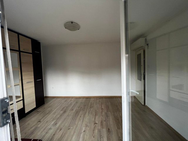 Kiadó téglalakás, albérlet, Kecskeméten 140 E Ft / hó
