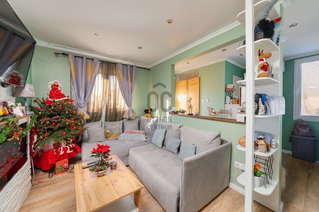 Eladó családi ház, Szigethalmon 78 M Ft, 5 szobás