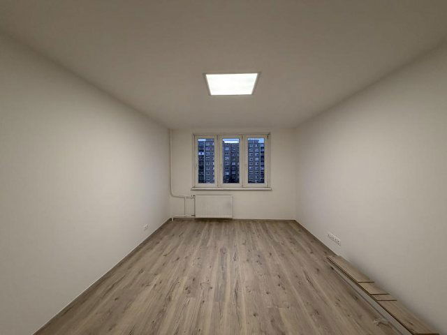 Eladó panellakás, IV. kerületben, Berda József utcában