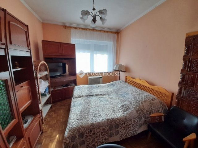 Eladó családi ház, Gödöllőn 120 M Ft, 5 szobás
