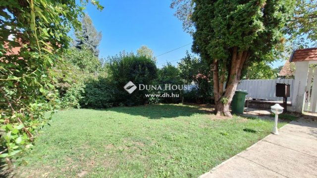 Eladó családi ház, Nagykovácsiban 219 M Ft, 7 szobás