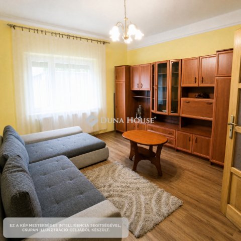 Eladó családi ház, Hódmezővásárhelyen 99 M Ft, 5 szobás