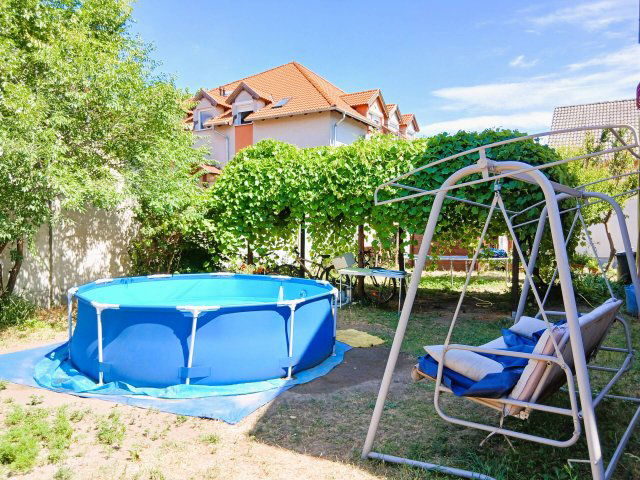 Eladó téglalakás, Szigetszentmiklóson 61.8 M Ft, 4 szobás
