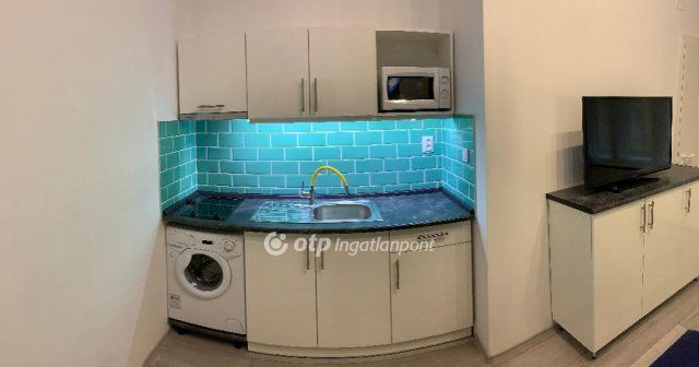 Eladó téglalakás, Budapesten, VII. kerületben 132 M Ft, 3 szobás